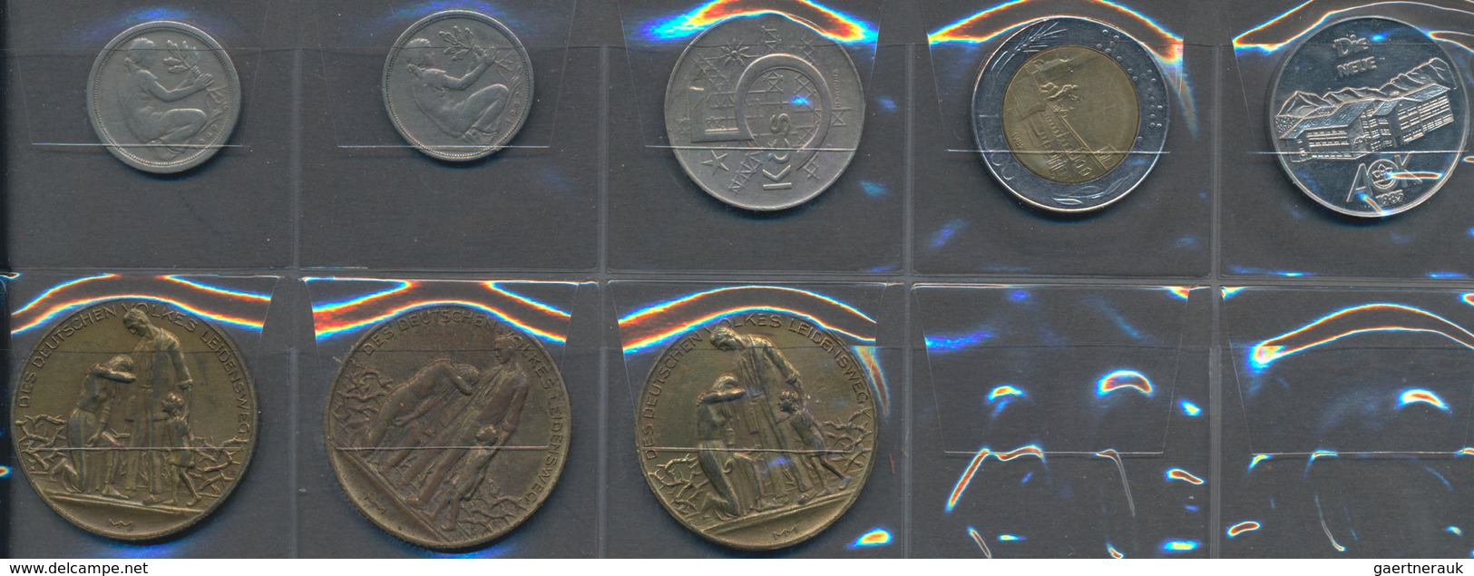 Alle Welt: Kleine Sammlung an diversen Silbermünzen (CHF, NLG, 1 OZ) und Medaillen (Schongau, Peitin