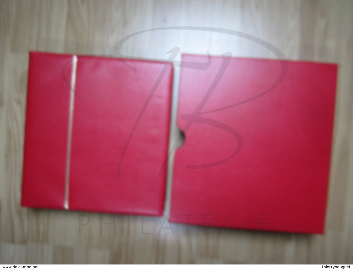 VEND ALBUM YVERT & TELLIER POUR BANDES CARNETS , AVEC BOITIER , ROUGE !!! (a) - Binders With Pages