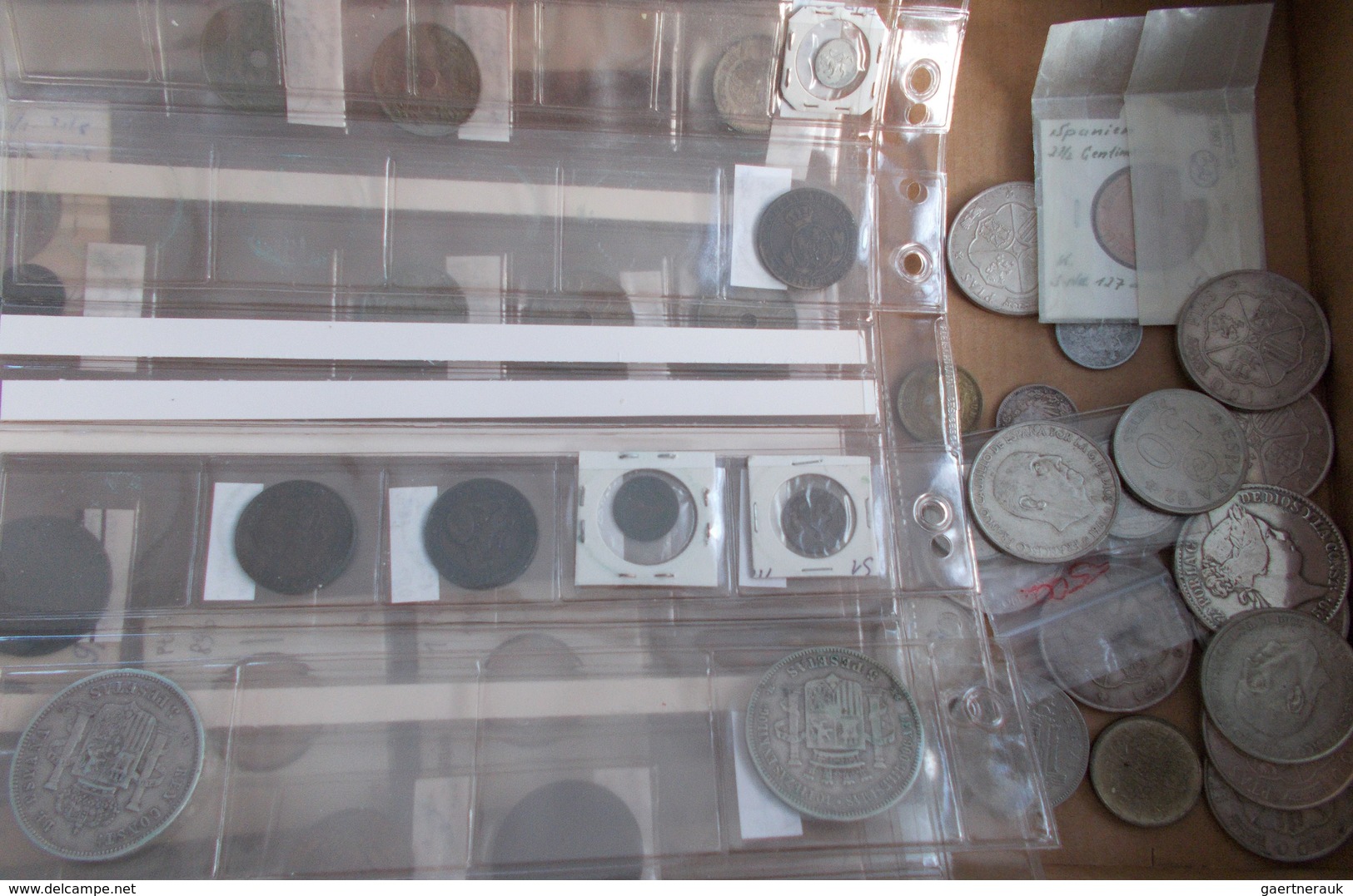 Spanien: Konvolut Von Ca. 60 Kursmünzen In Silber Und Unedlen Metallen; Ende 19. Bis Mitte 20. Jahrh - Andere & Zonder Classificatie