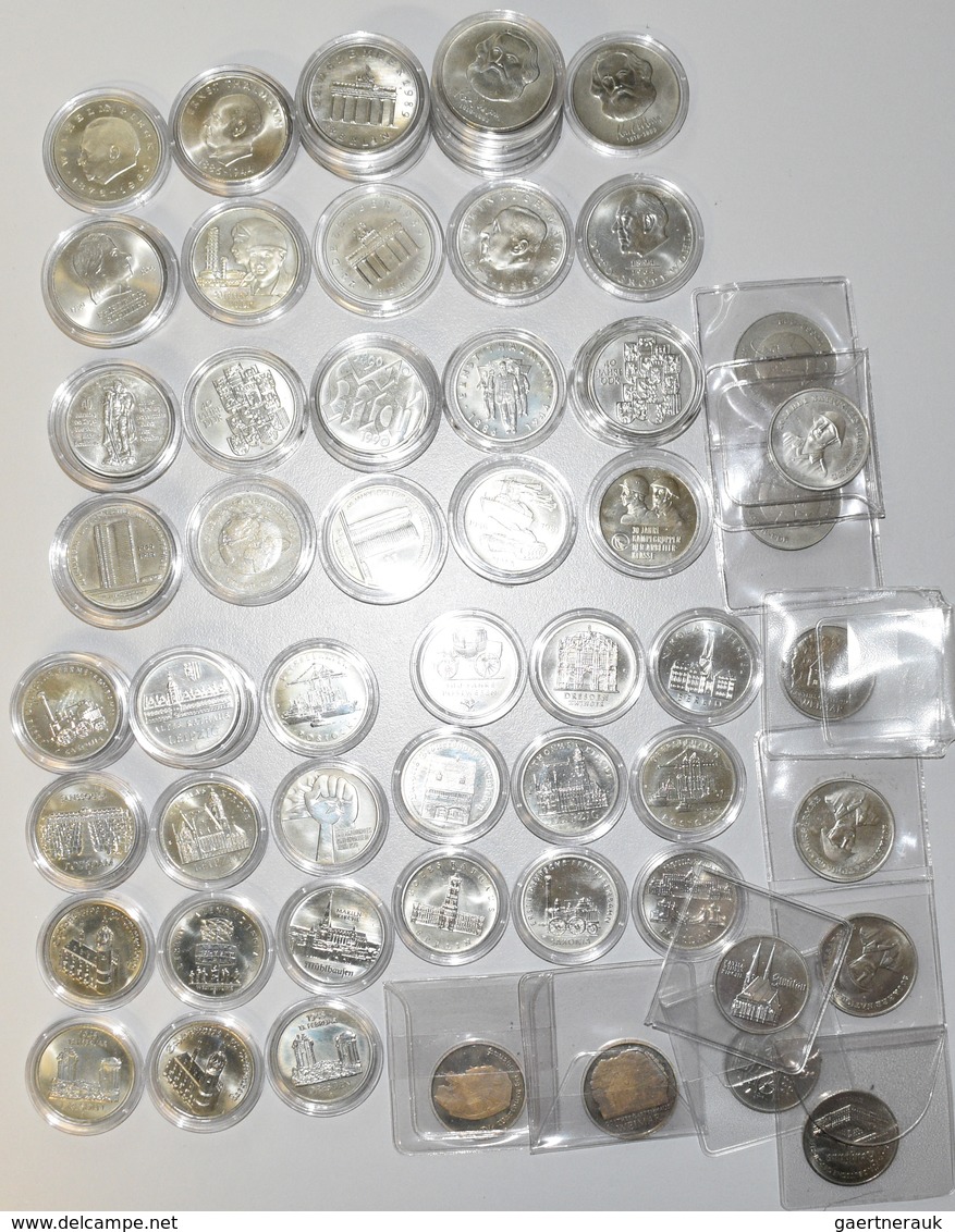 DDR: Kleines Lot DDR Münzen Aus CN, Dabei 19 X 20 Mark, 19 X 10 Mark Sowie 30 X 5 Mark. Teils Mehrfa - Autres & Non Classés