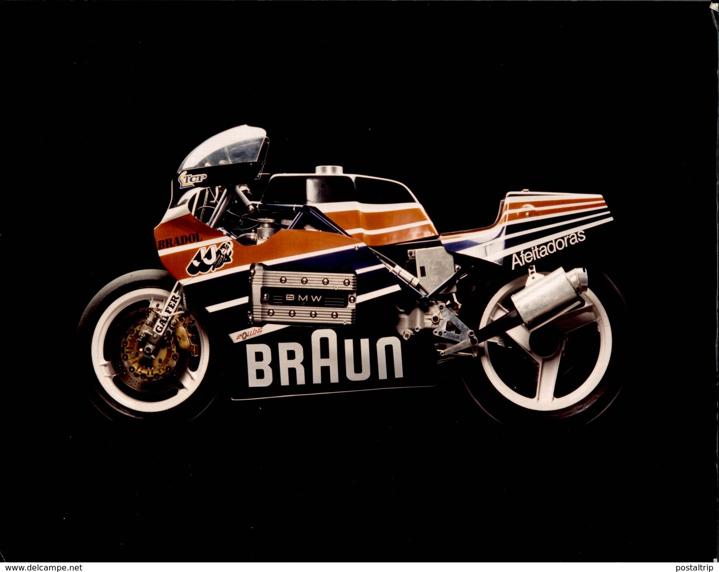 BMW  +-24cm X 17cm  Moto MOTOCROSS MOTORCYCLE Douglas J Jackson Archive Of Motorcycles - Andere & Zonder Classificatie