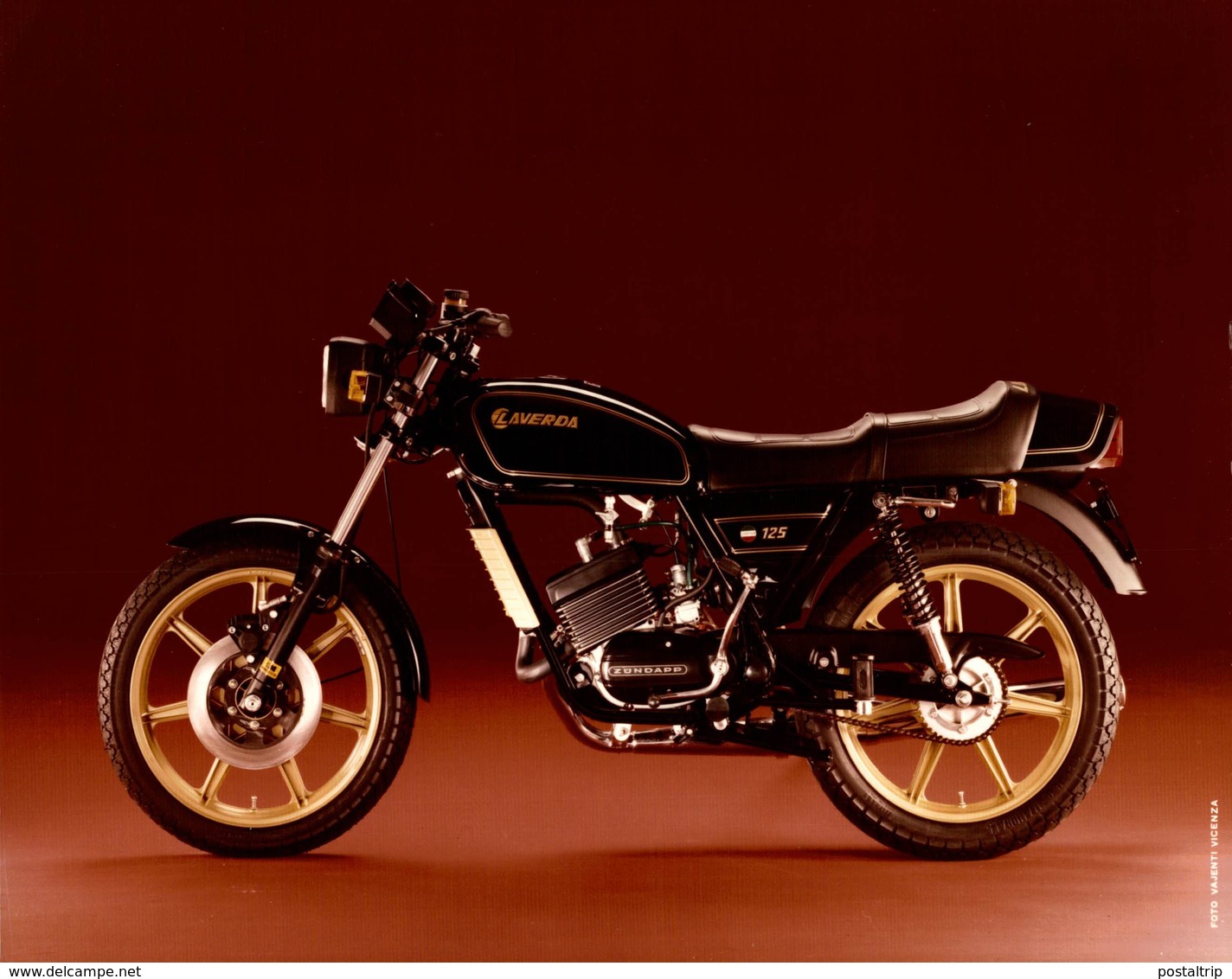 Laverda125  +-24cm X 17cm  Moto MOTOCROSS MOTORCYCLE Douglas J Jackson Archive Of Motorcycles - Andere & Zonder Classificatie