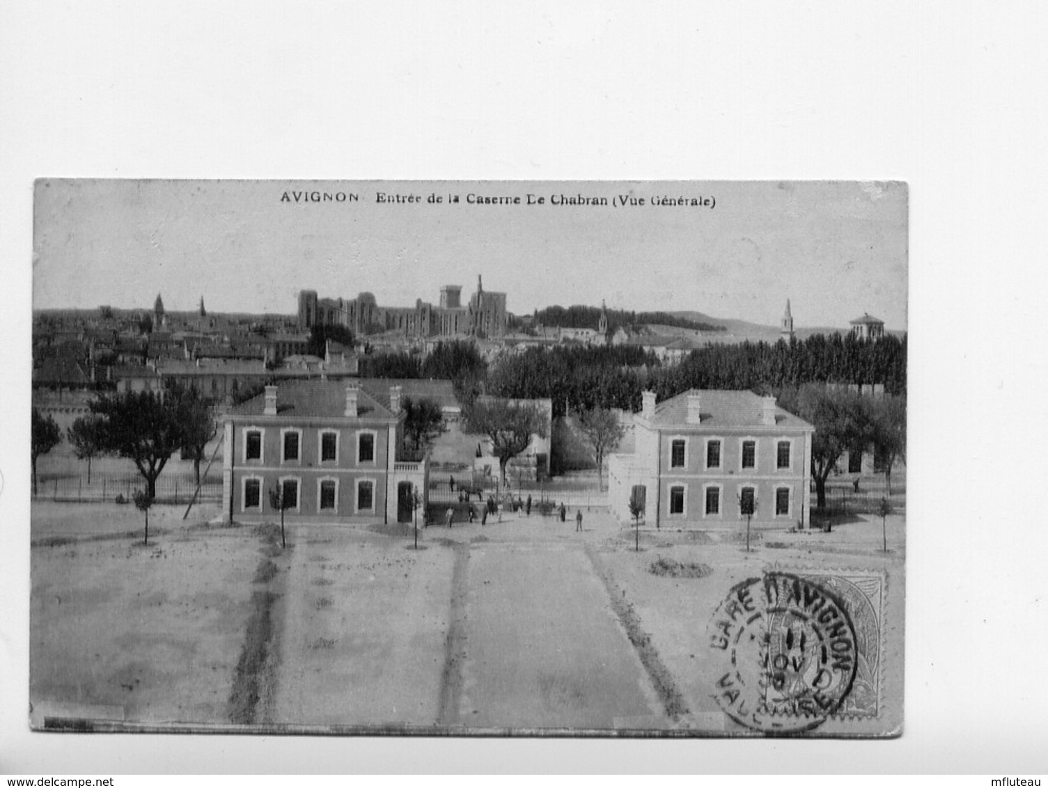 84*AVIGNON-Entree De La Caserne Le Chabran (Vue Generale) - Avignon