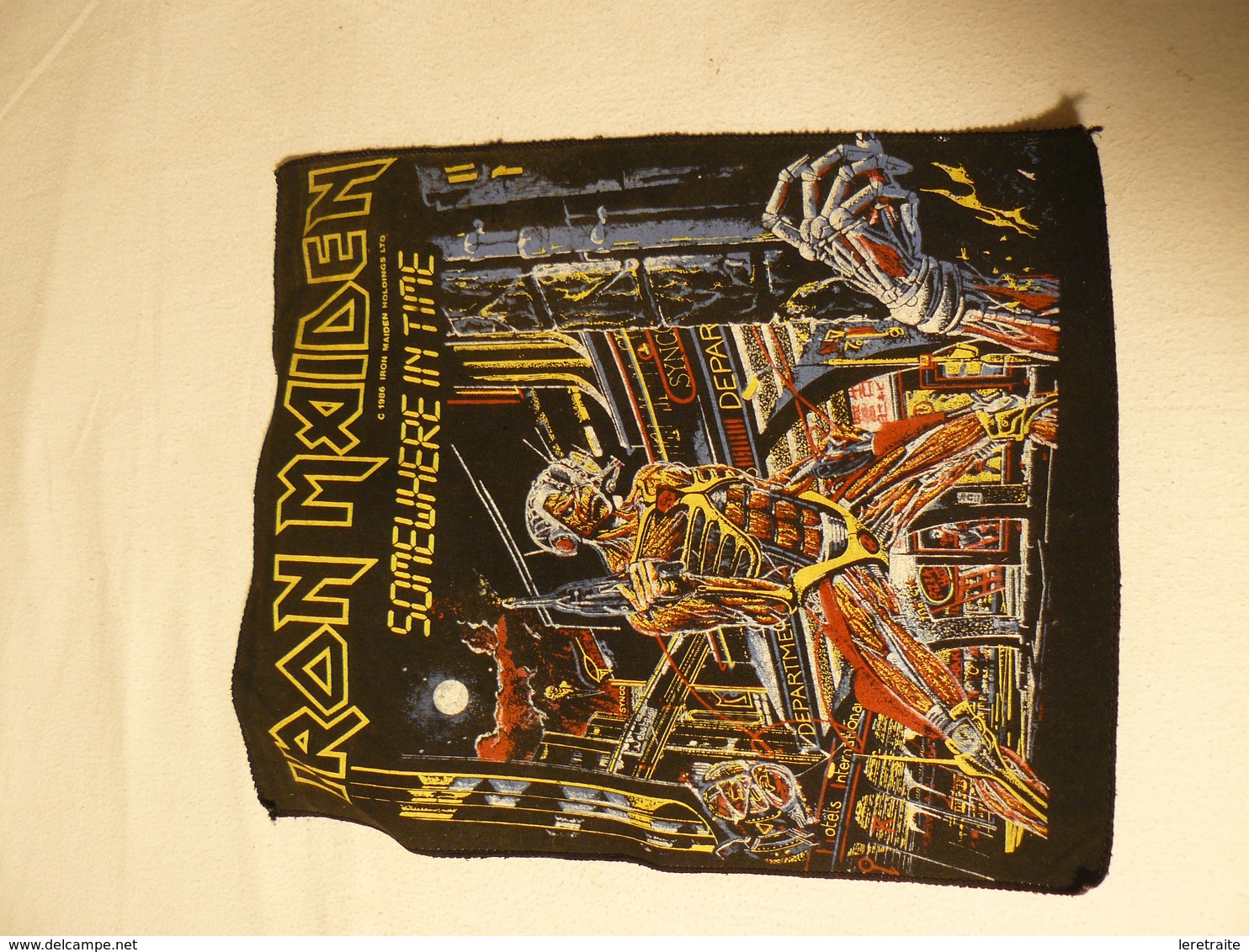 Tissu IRON MAIDEN Pour Blouson, Someuhere In Time. 36 Cm X 30 Cm. De 1986 - Objets Dérivés