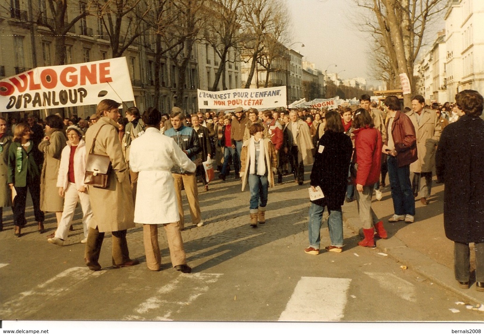 VERSAILLES - 1984 - Manifestation Des écoles - 5 Photos - Lieux