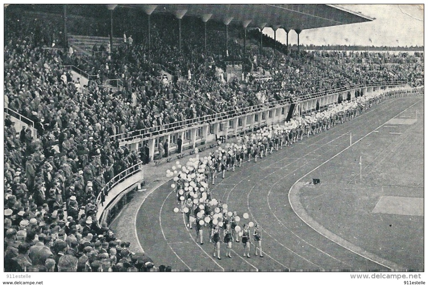 HELSINSKI  OLYMPIC  STADIUM En 1952 - Finlande