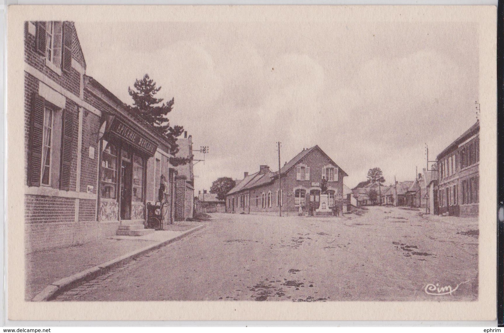 LANDIFAY - Rue Conduisant à L'Eglise Et Rue Conduisant à Origny-Sainte-Benoîte Epicerie Mercerie - Andere & Zonder Classificatie