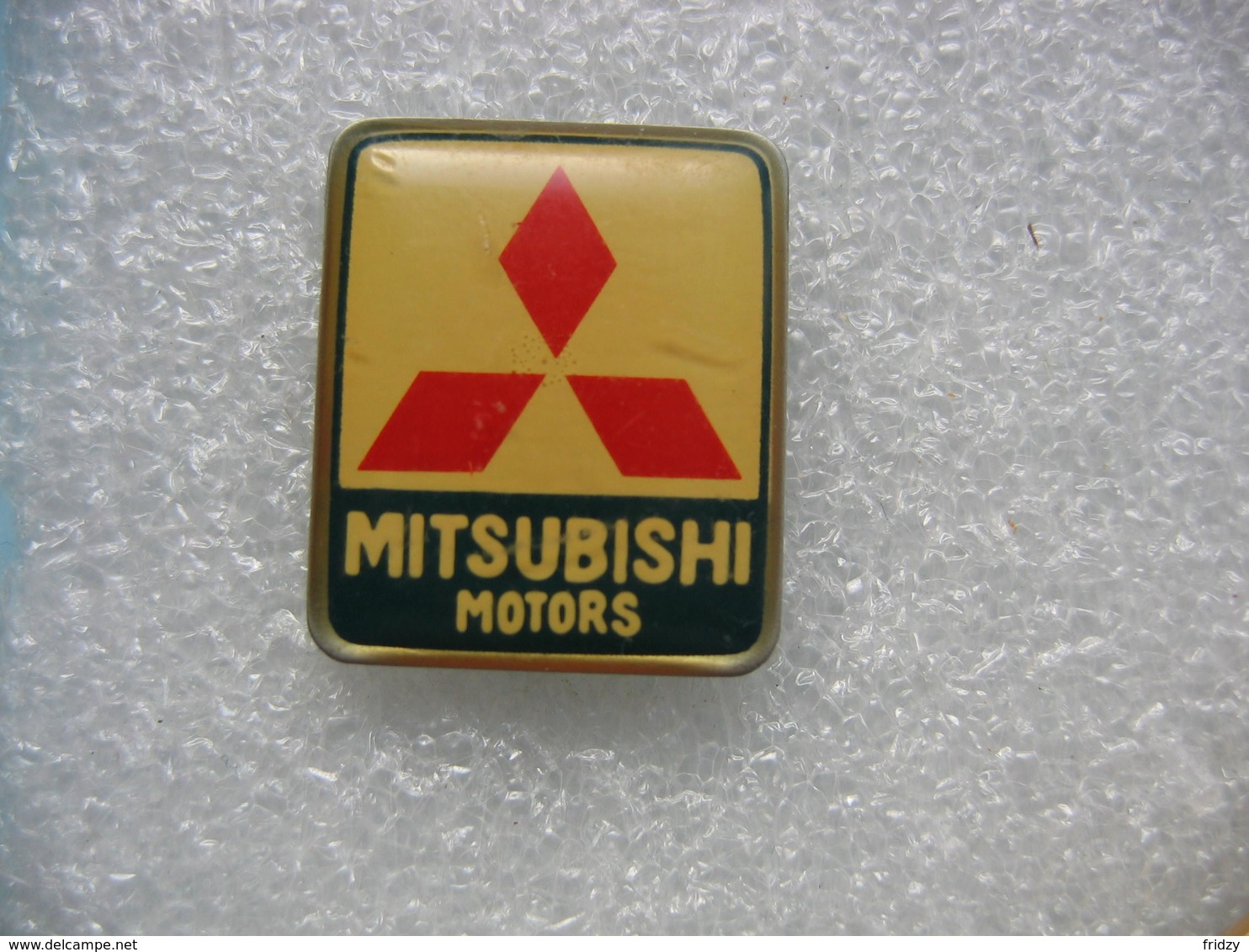 Pin's Embleme Automobiles MITSUBISHI Motors - Mitsubishi
