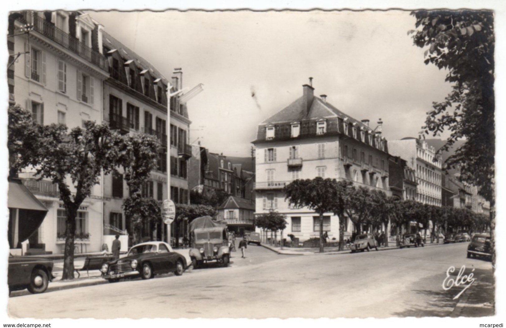 < Automobile Auto Voiture Car >> Simca 8 Sport Coupé, Camion Rochet Schneider Delahaye - Voitures De Tourisme