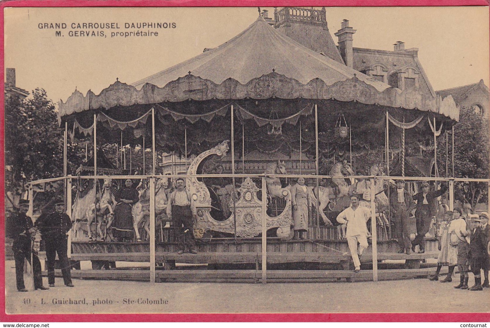 CPA 38 Grand Carrousel Dauphinos GERVAIS Propriétaire ( Manege Chevaux De Bois Vienne - Sonstige & Ohne Zuordnung