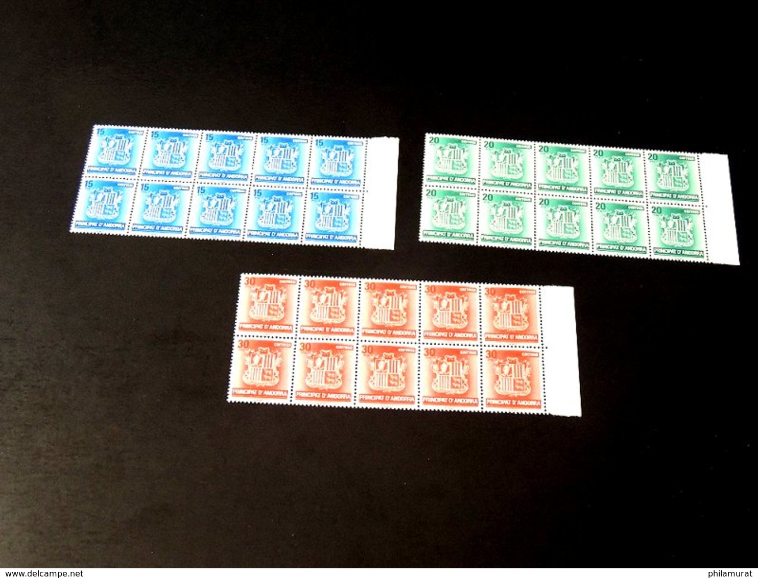 Andorre espagnol 1978/1991 : 2600 timbres ** en feuilles ou blocs COTE 2000 €