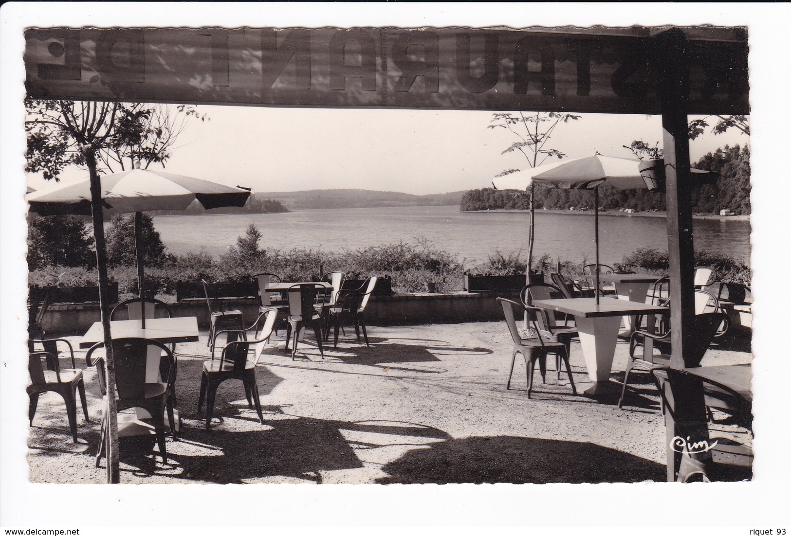 Lac Des SETTONS - Terrasse De L'Hôtel De La Plage - Saint-Honoré-les-Bains