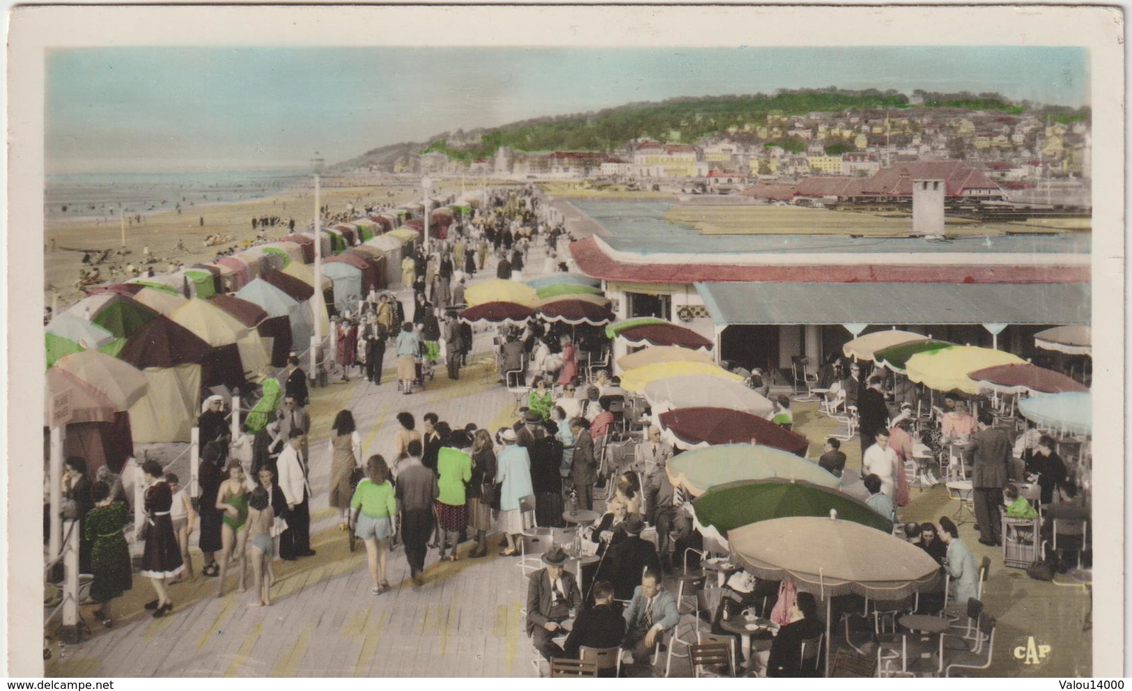 VR : CALVADOS : Deauville-Trouville : Plage Fleurie "le Bar Du Soleil" - Trouville