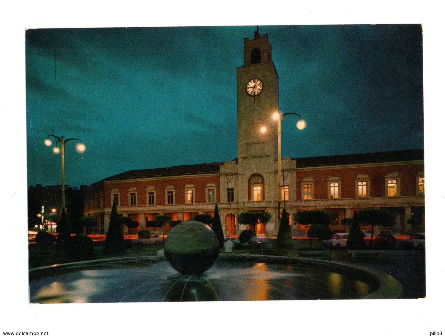 LATINA :   Palazzo  Comunale  -  Viaggiata  - 28.02.1973 - Latina
