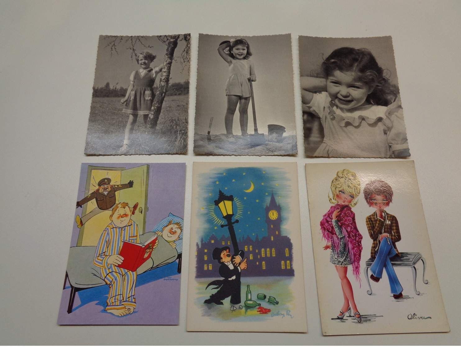 Beau lot de 60 cartes postales de fantaisie CPSM  grand format     Mooi lot van 60 postkaarten fantasie  groot formaat