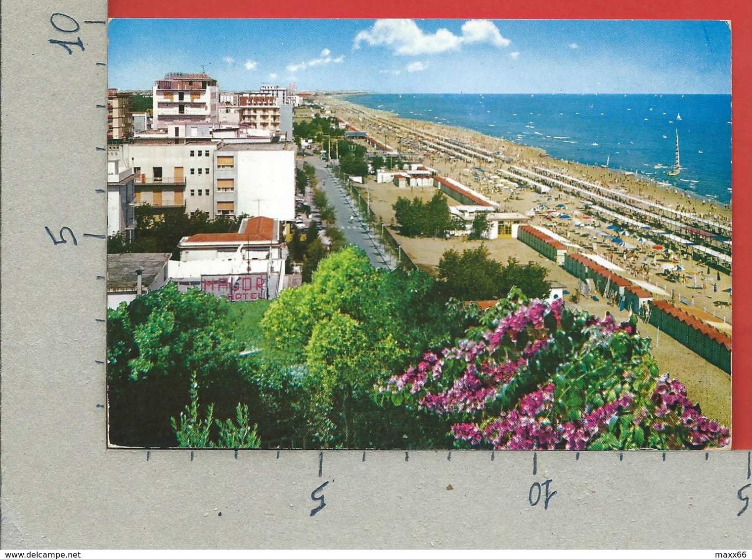 CARTOLINA VG ITALIA - RICCIONE (RN) - Lungomare E Spiaggia - 10 X 15 - 1970 - Rimini