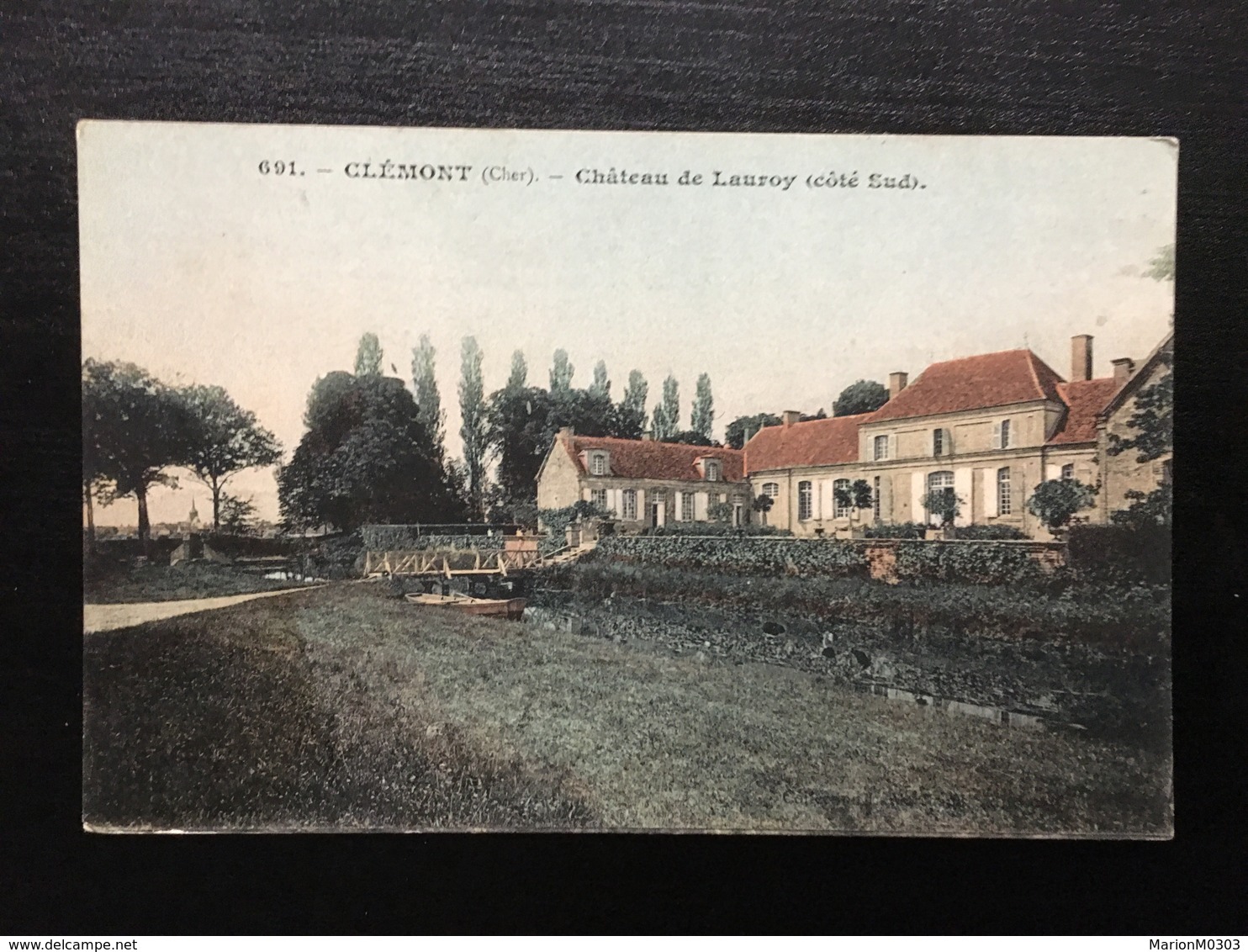 18 - CLEMONT -chateau De Lauroy (côté Sud) - 1804F - Clémont