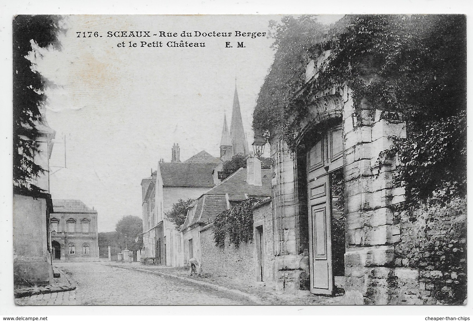 Sceaux - Rue Du Docteur Berger Et Le Petit Chateau - Sceaux