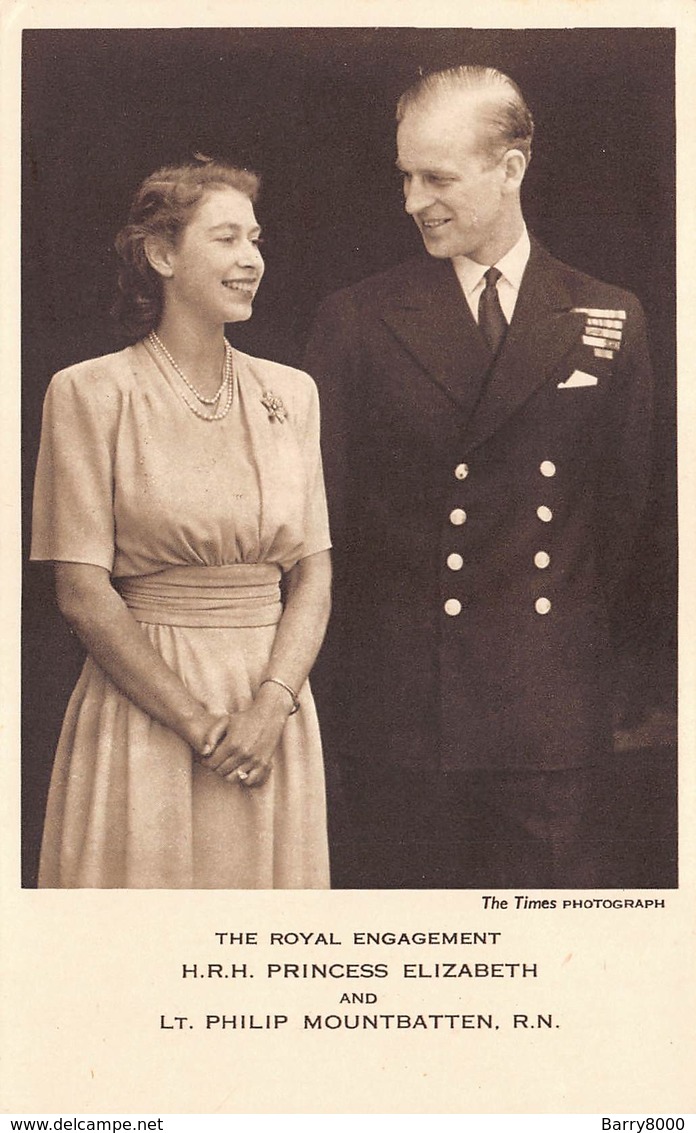 The Royal Engagement H.R.H. Princess Elizabeth And Lt. Philip Mountbatten Photograph The Times   Barry 4624 - Familles Royales