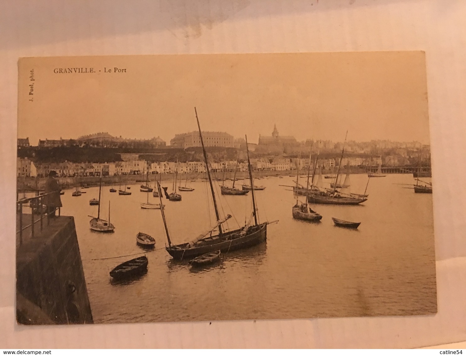 N°0383 – 50. GRANVILLE. LE PORT. CARTE TRES ANCIENNE A DOS NON VOYAGE. - Granville