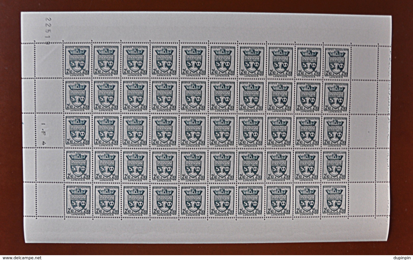 Feuille Complète De 50 Timbres ARMOIRIES - 1942: 2,40F+2,80F "Limoges" N° 560 - Full Sheets