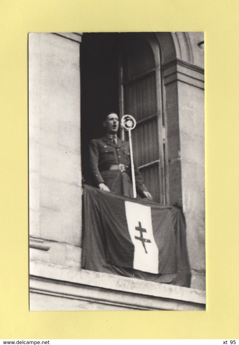 Carte Photo Liberation Du Mans 8 Aout 1944 - General De Gaulle Fenetre Du Theatre Aux Jacobins - Beroul - Le Mans