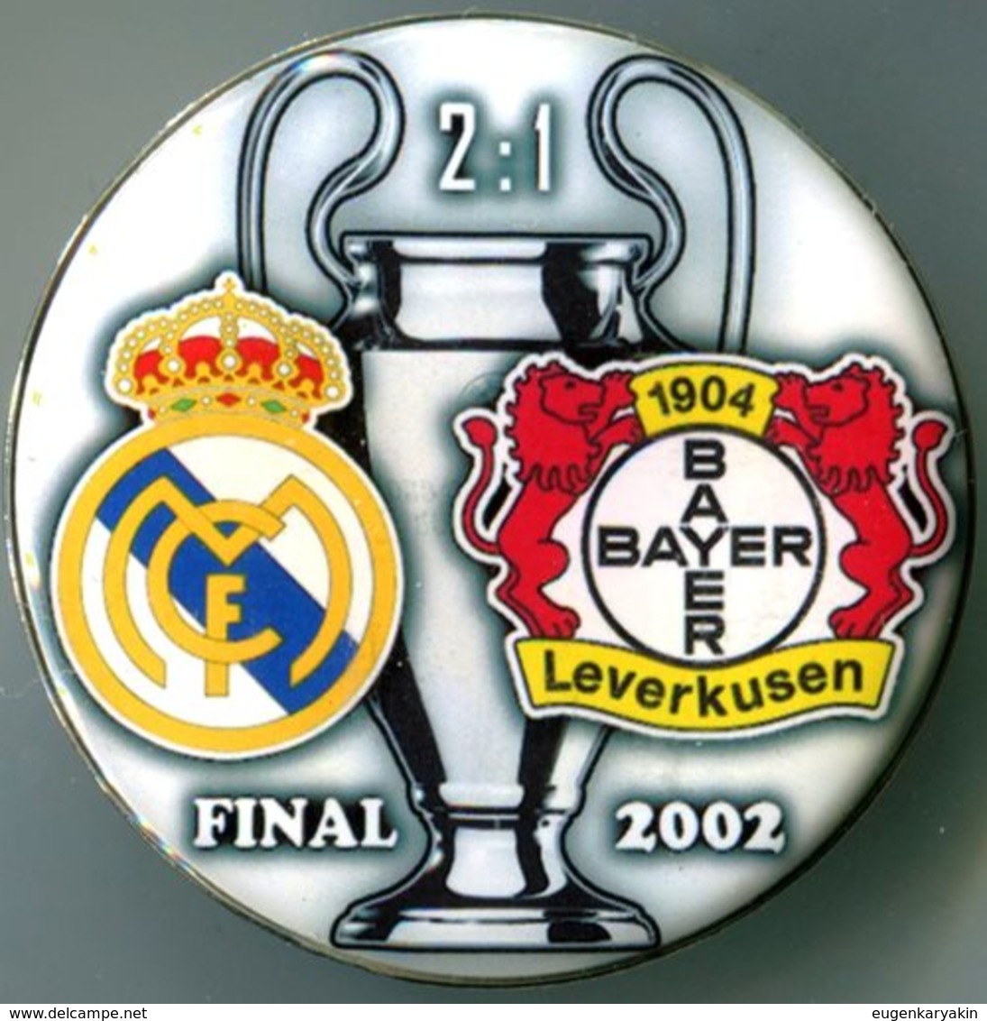 Pin Champions League UEFA Final 2002 Real Madrid Vs Bayer-04 Leverkusen - Fussball