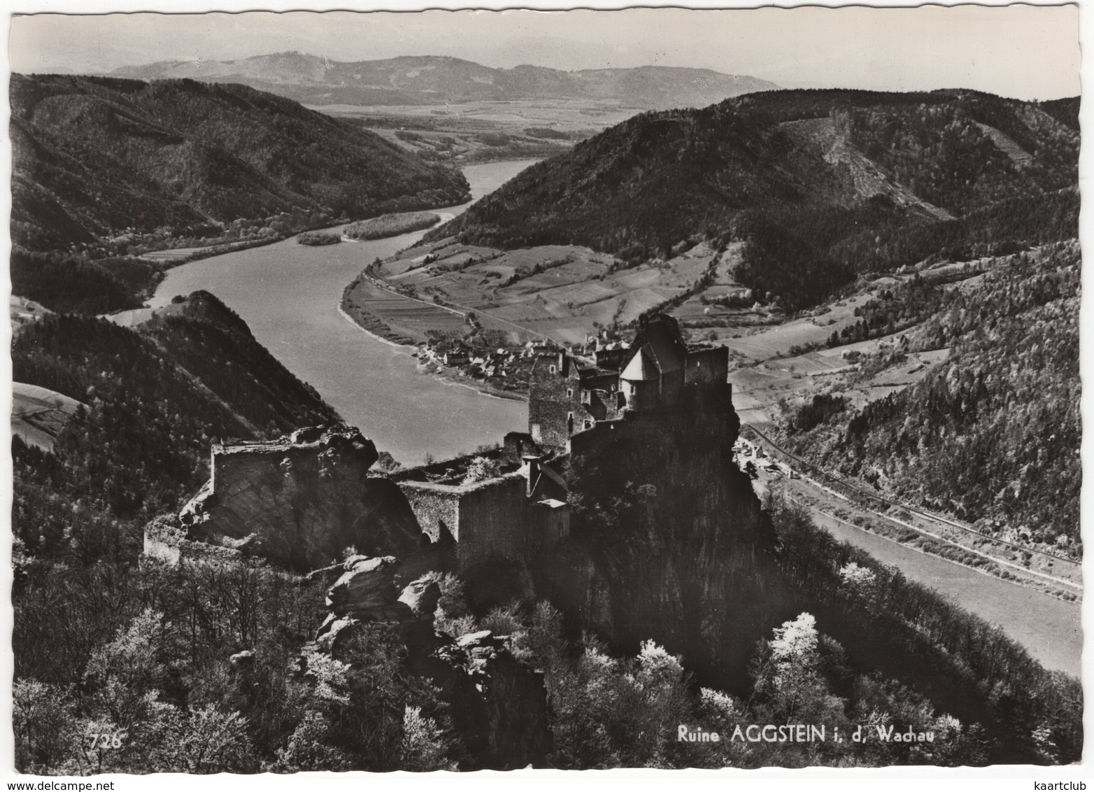 Ruine Aggstein I, D, Wachau - (Erste Donau Dampfschiffahrts Gesellschaft) - Wachau