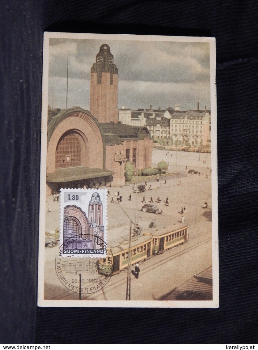 Finland 1982 Helsinki Railway Station Maxicard__(U-2617) - Maximum Cards & Covers