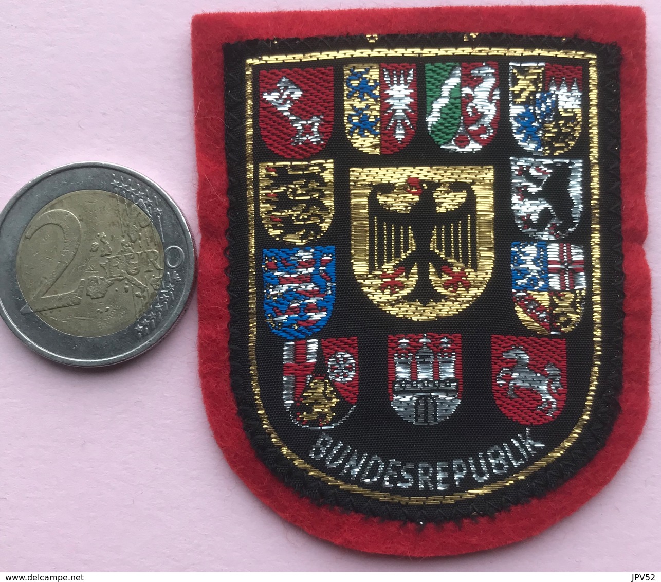 (4) Blazoenen - Emblemen - Bundesrepublik - Textiel - Blazoenen (textiel)