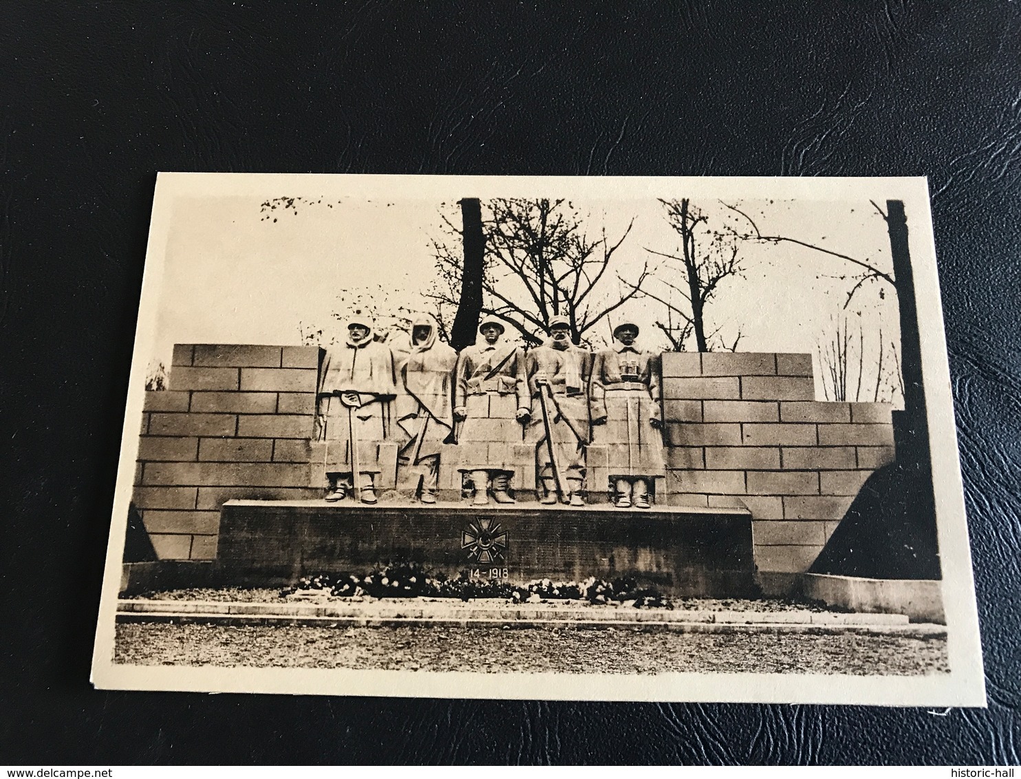 Monument Aux Enfants De VERDUN Morts Pour La France Inauguré Le 1er Novembre 1928 - Monuments Aux Morts