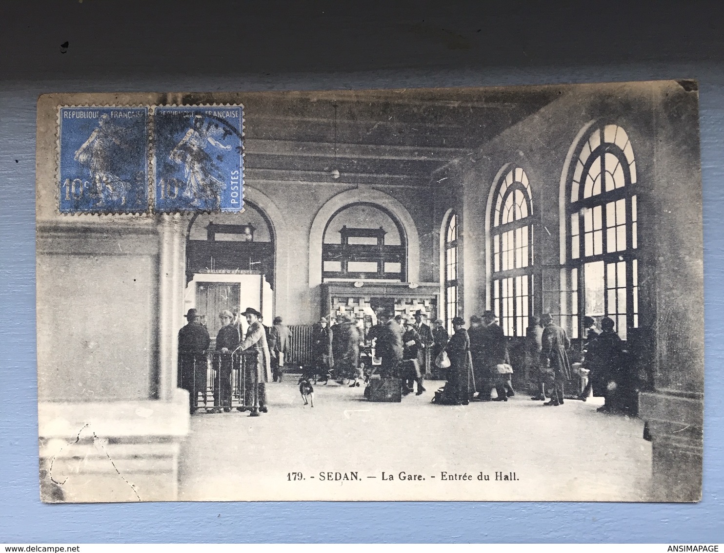 SEDAN-La Gare-Entrée Du Hall - Sedan