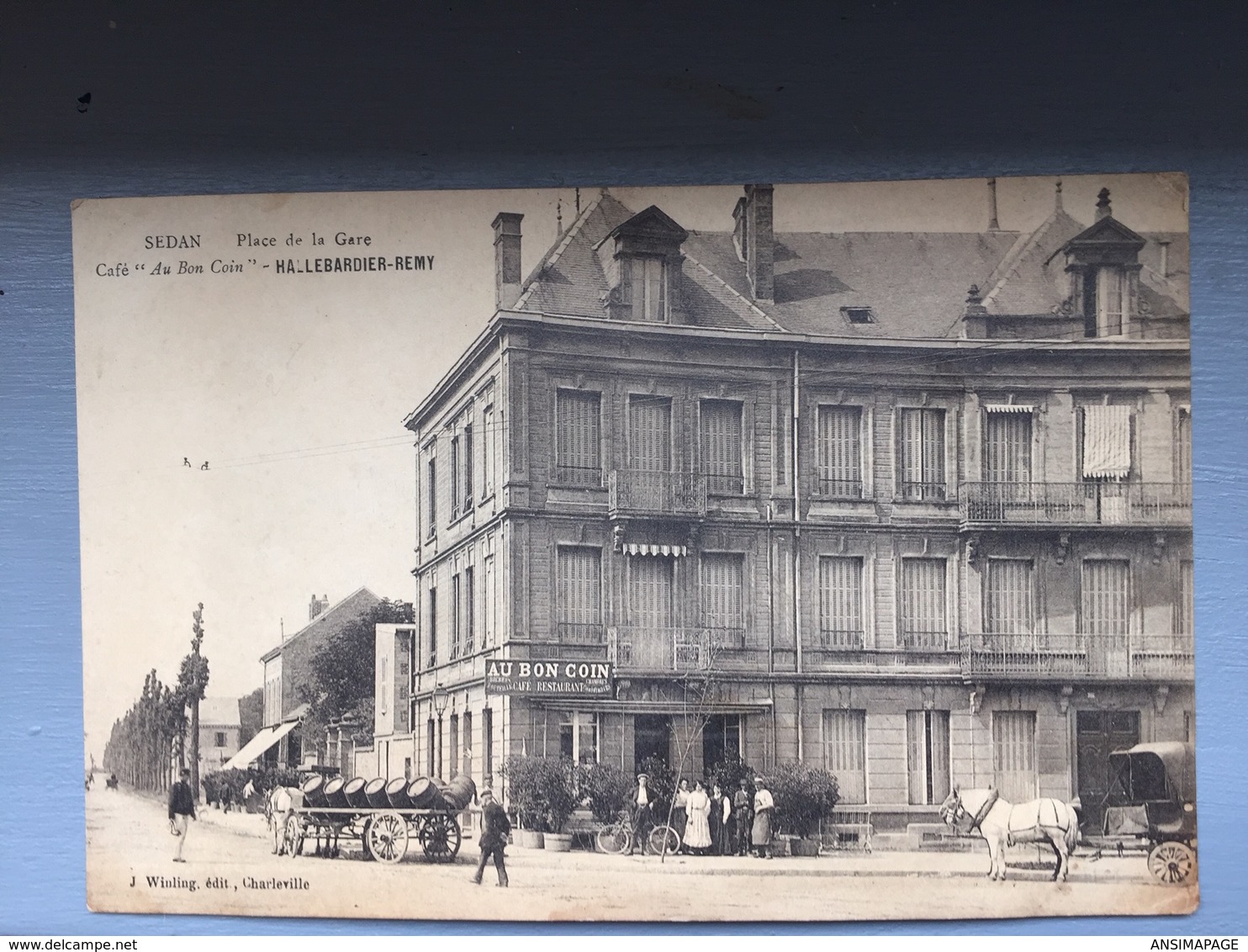 SEDAN-Place De La Gare-Café "au Bon Coin" - Sedan