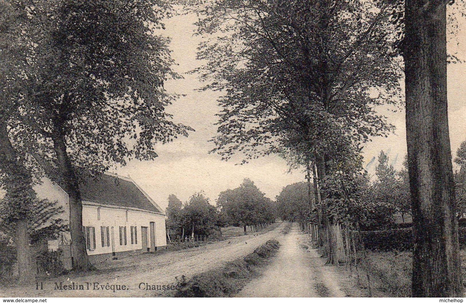 Meslin L'Evêque.  Chaussée - Ath