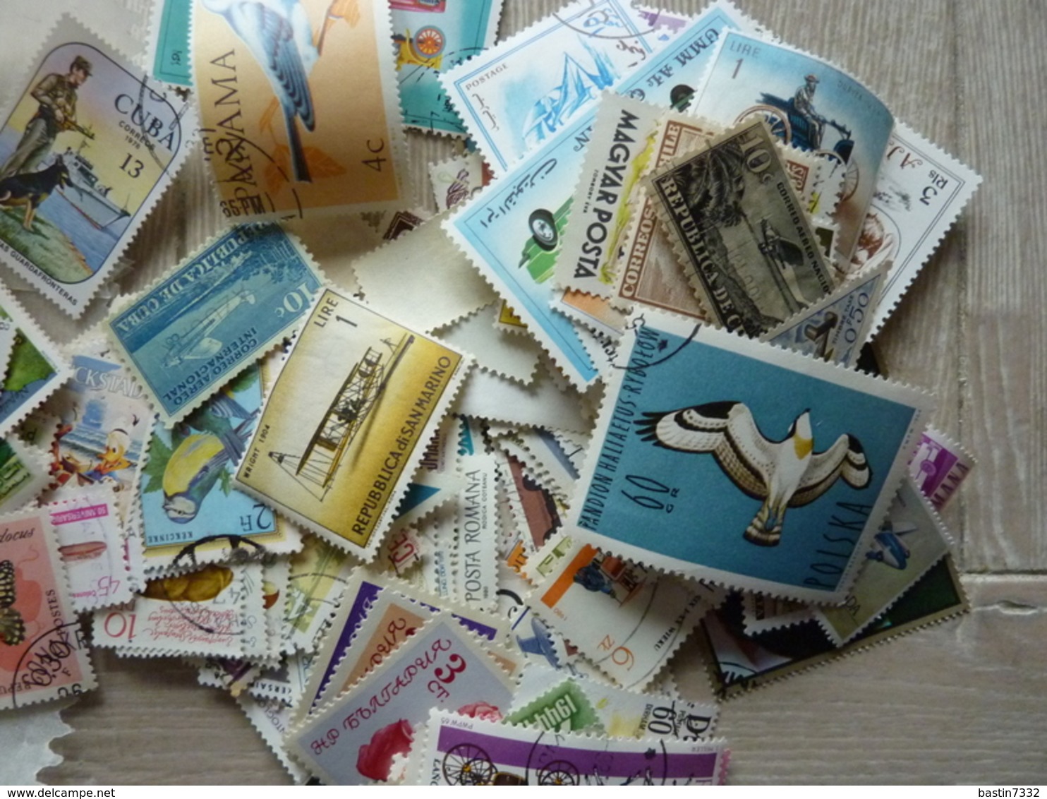 World,Motief/Motiv/Thematics/Topics/East-Europe in 5 stockbooks+approx. 550 grams off paper stamps!