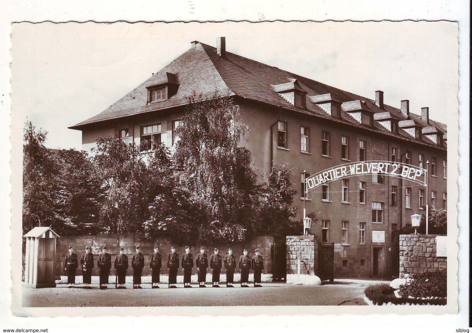 CPSM - ST WENDEL - L'entrée Du Quartier Et La Garde - 2e B.C.P. - Kreis Sankt Wendel