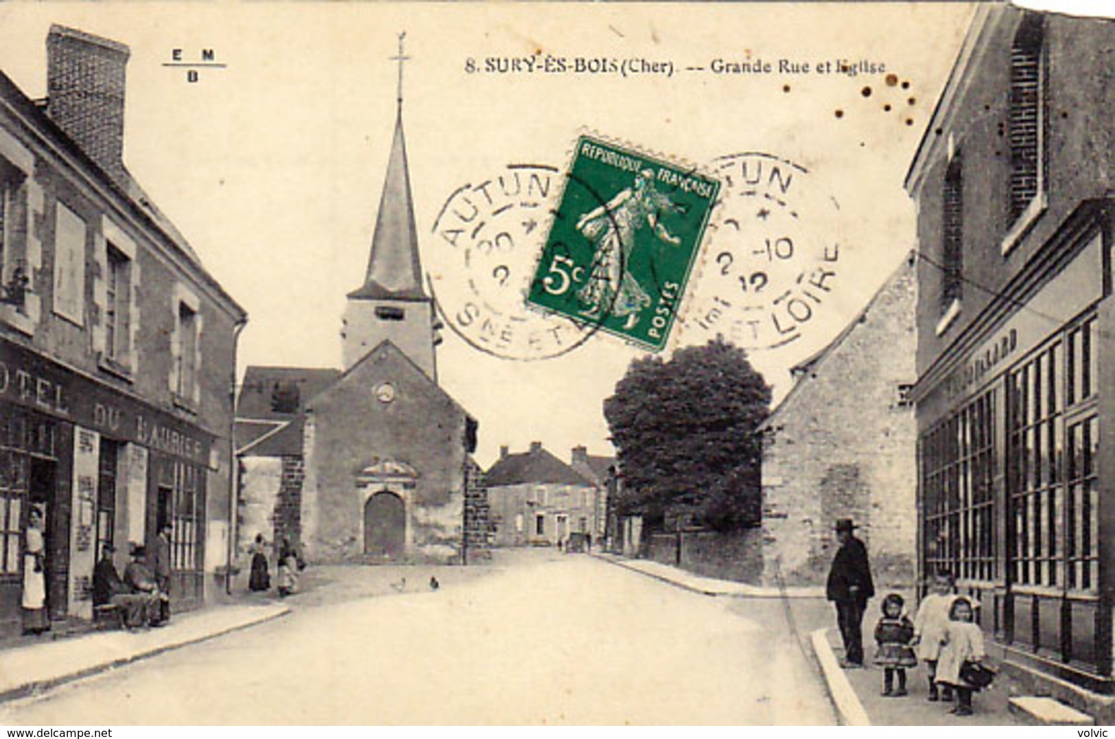 18 - SURY-ES-BOIS - Grande Rue Et Eglise - - Sury-près-Léré