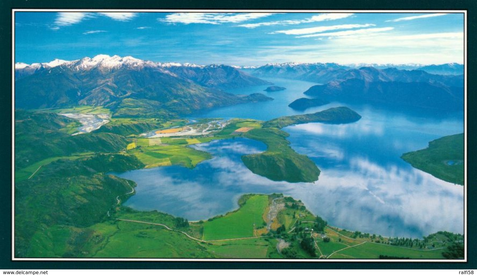 1 AK Neuseeland * An Aerial View Of Lake Wanaka , Over Farmland And Glenhu Bay - Luftbildaufnahme * AK Mit Übergröße * - Neuseeland
