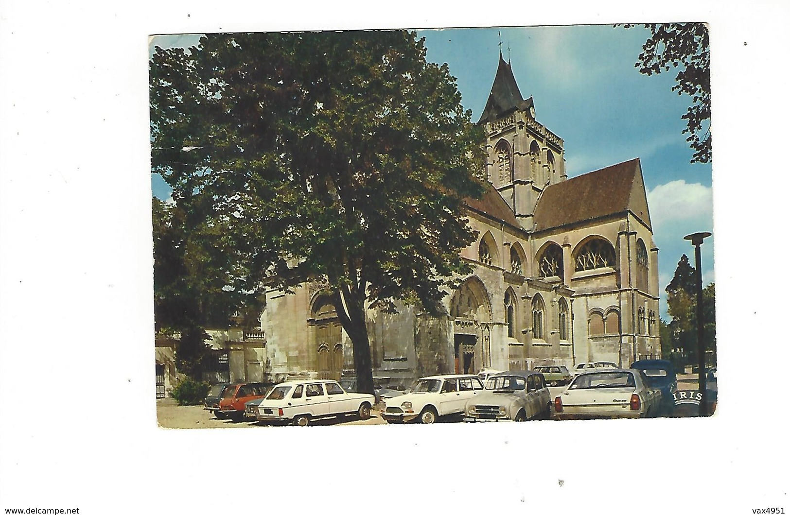 EVREUX  L EGLISE  SAINT TAURIN VOITURES RENAULT 4 L   ***  A SAISIR  *** - Evreux