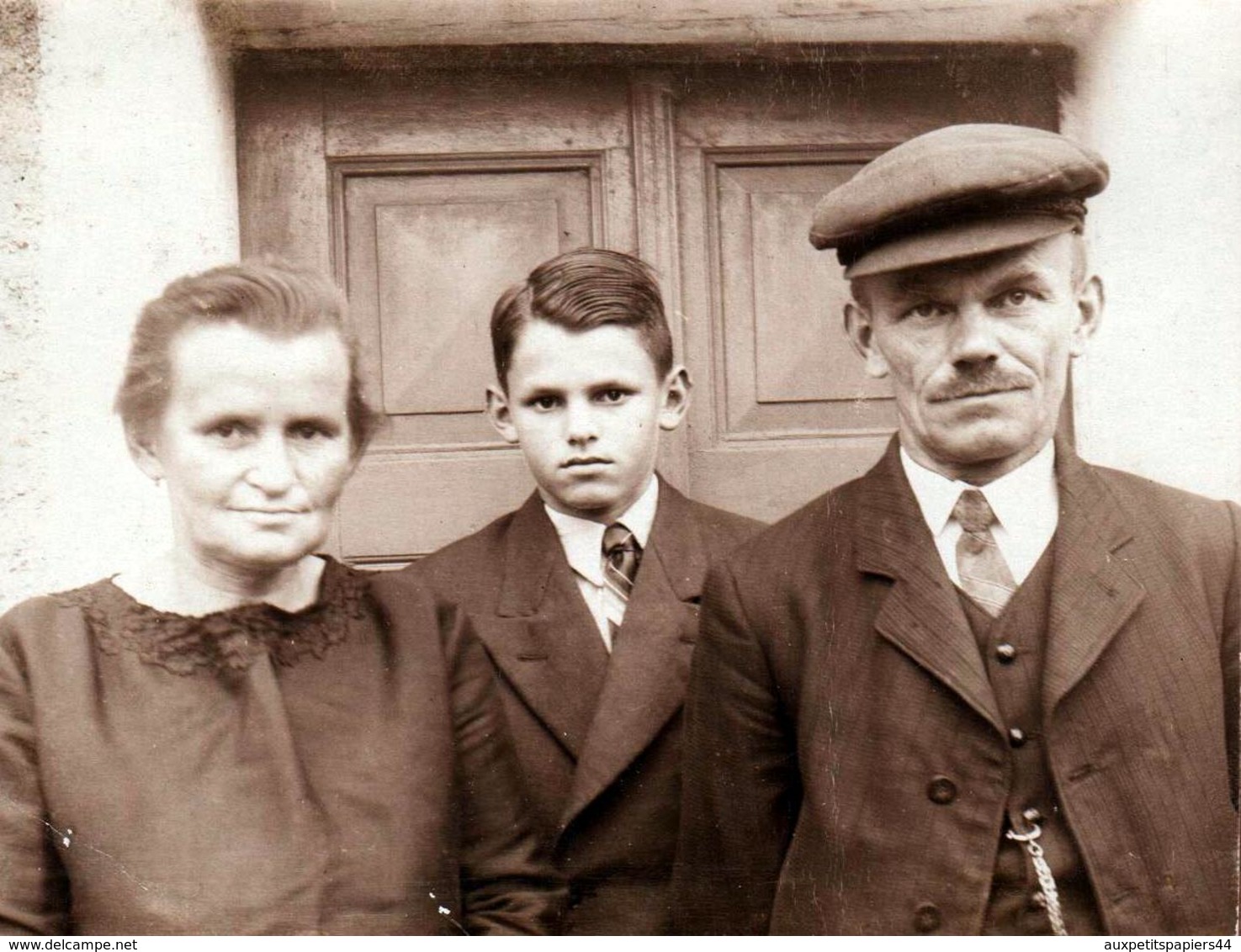 Photo Originale Portrait De Famille, Couple Et Leur Fils Adolescent, Ressemblance & Cravate De Travers 1930/40 - Anonyme Personen