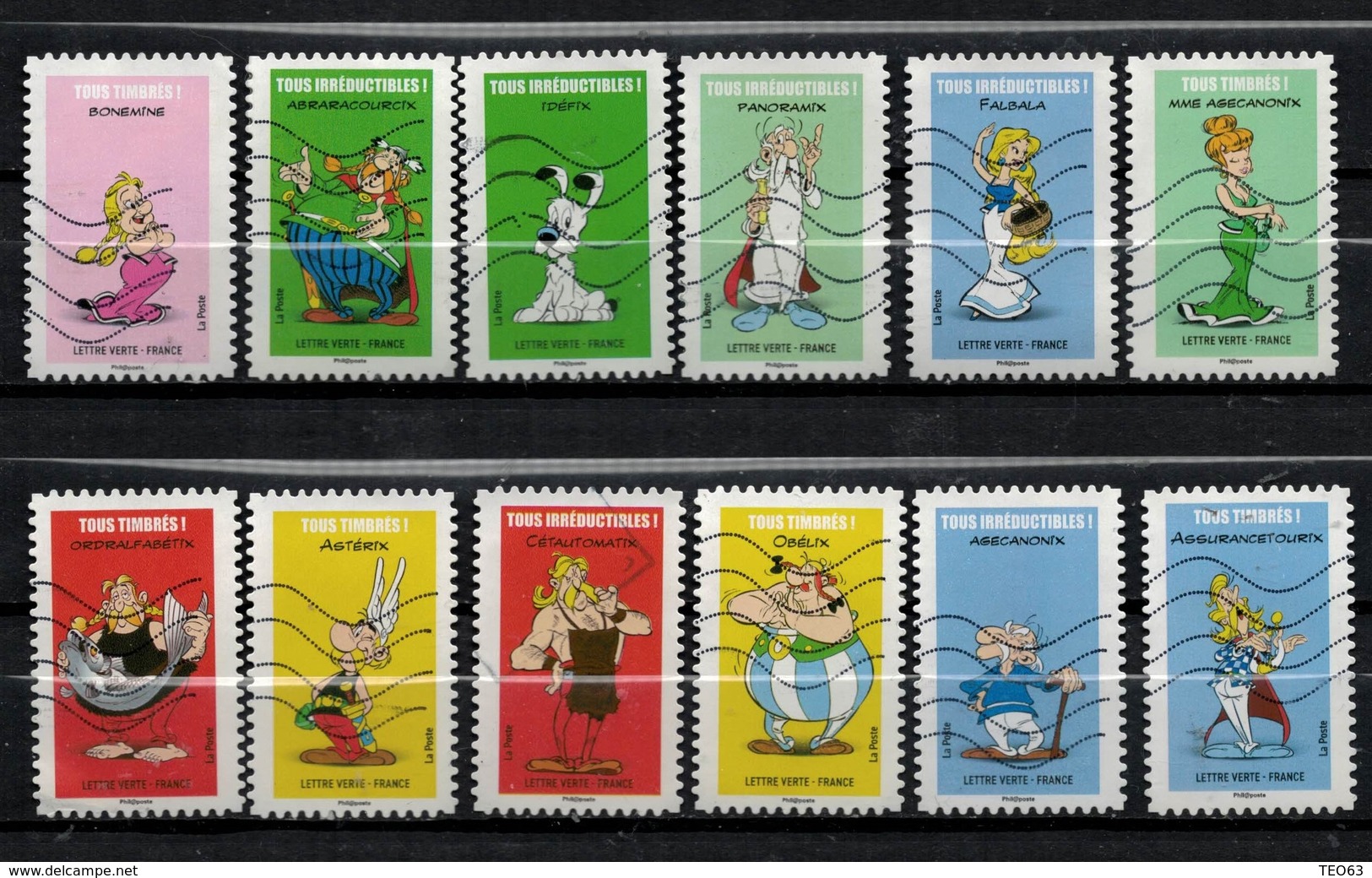 Lot 200 Timbres Différents Avec ASTERIX Et PHARES - Used Stamps