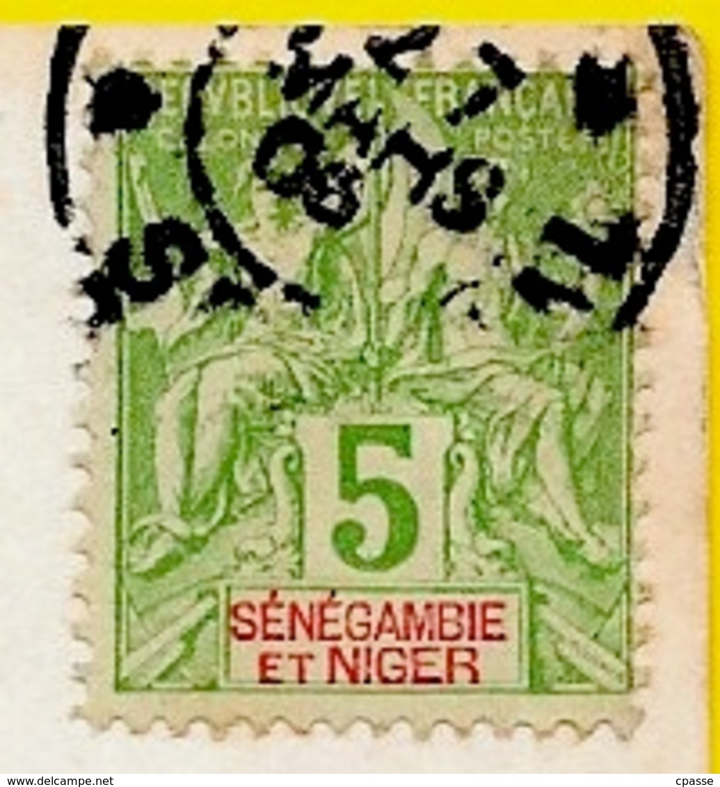 Timbre Type Groupe 5 C. SENEGAMBIE Et NIGER Sur CPA Sénégal DAKAR Sur Les Dunes - Village Indigène - Cartas & Documentos