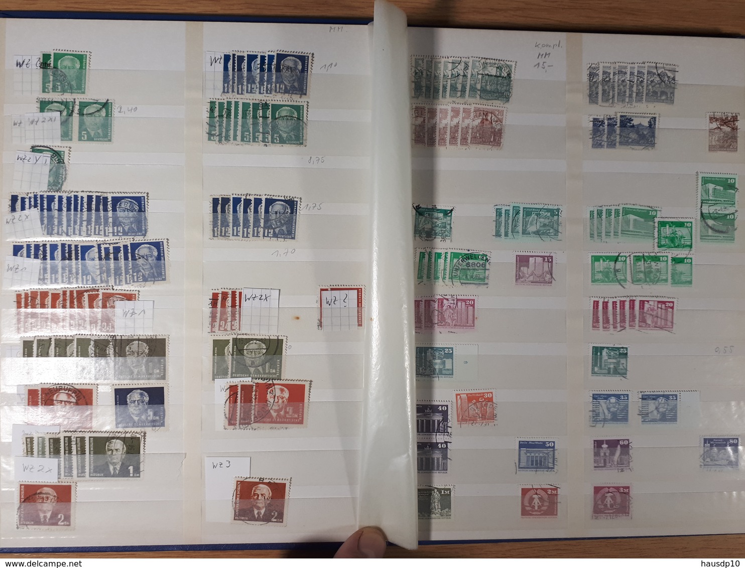 Kl. Sammlung DDR Dauerserien Im Album,  Pieck ,Köpfe, Bauten,, Ulbricht,Dienst Gestempelt - Sammlungen (im Alben)