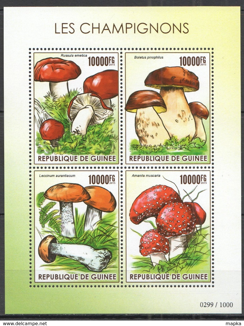 AA709 2015 GUINEE GUINEA FLORA MUSHROOMS LES CHAMPIGNONS 1KB MNH - Paddestoelen