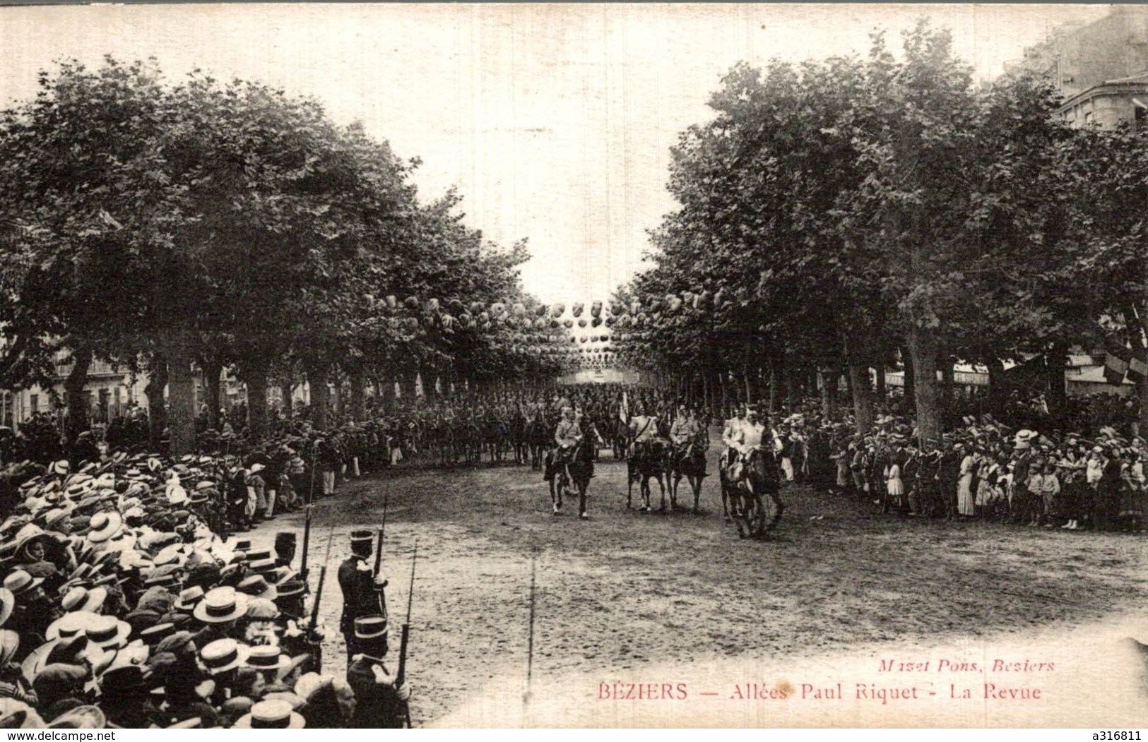 BEZIERS ALLÉE PAUL RIQUET - LA REVUE - Beziers