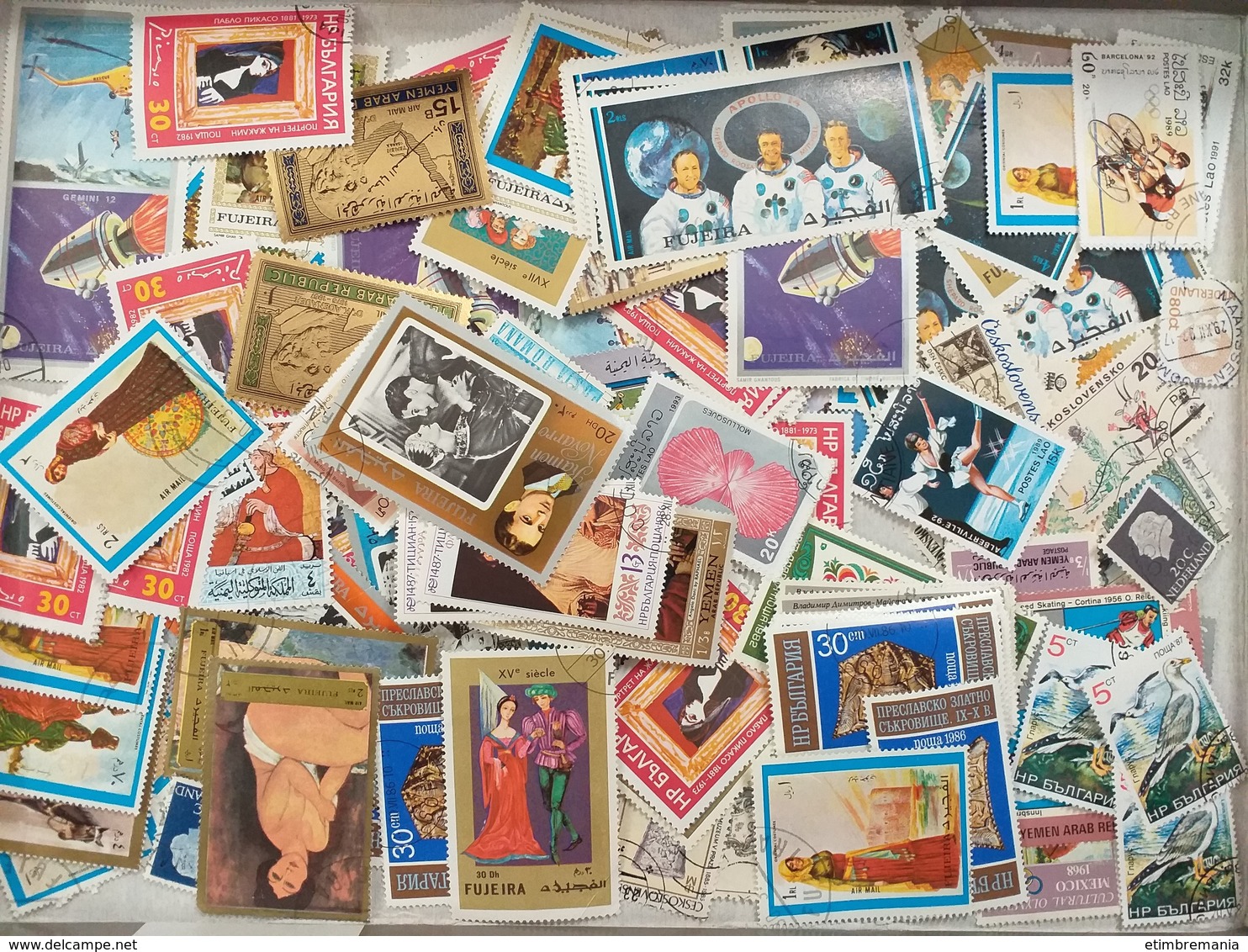 LOT N° E 82  PAYS DIVERS Un Vrac De Plus De 2000 Timbres - Collections (en Albums)