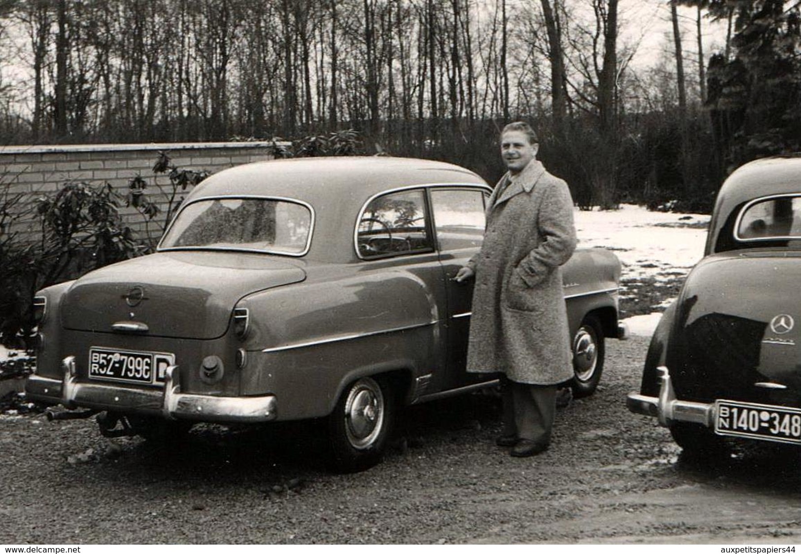 Photo Originale Opel Olympia Rekord 1954 En Duo Avec Mercedes-Benz 170 S Saloon & Passager - Automobiles