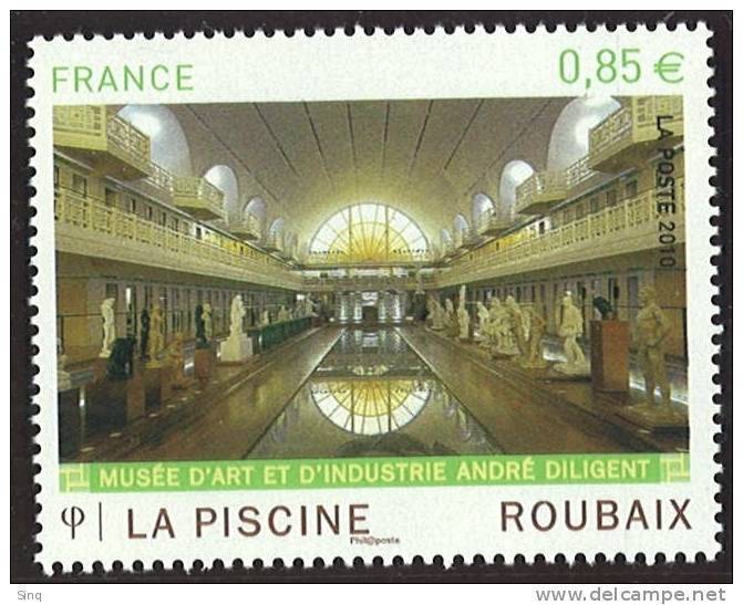 N° 4453 La Piscine Roubaix 0,85 € - Neufs