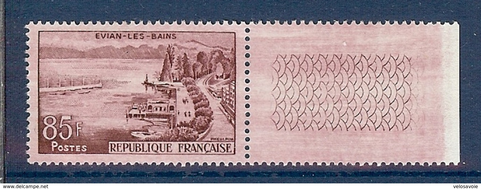 N° 1193 EVIAN BORD DE FEUILLE AVEC SUPERBE VARIETE D'ESSUYAGE ** - Neufs