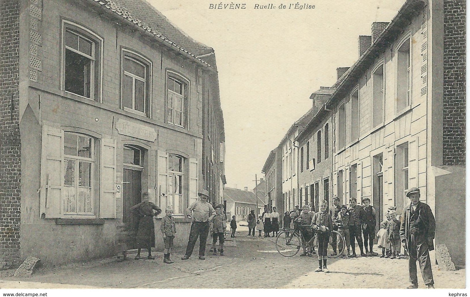 BIEVENE - BEVER : Ruelle De L''Eglise - RARE CPA - Cachet De La Poste 1920 - Biévène - Bever